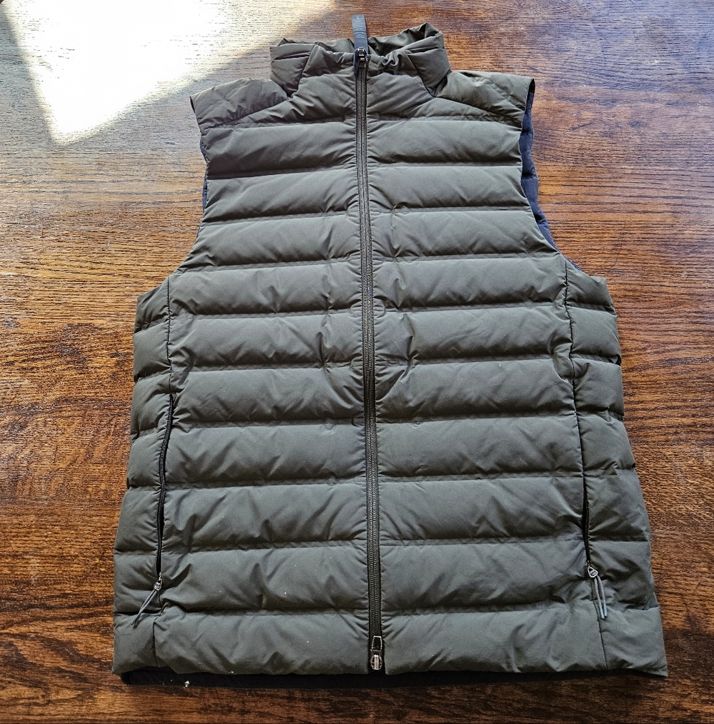 lululemon Puffer Vest SZ S